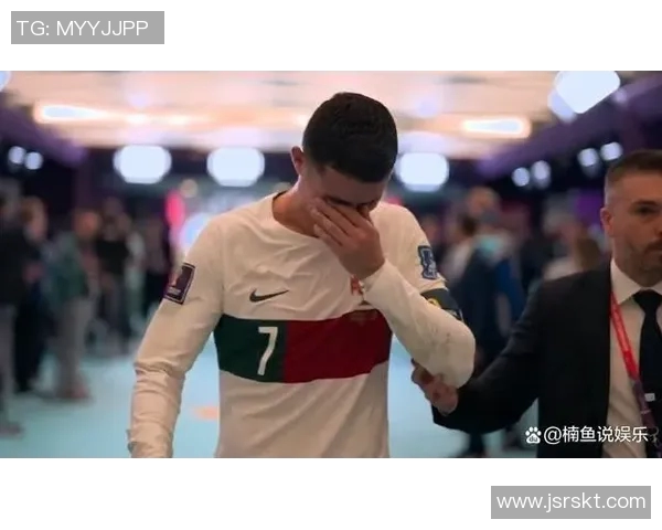 足球明星泪洒赛场背后的故事与感人瞬间大揭秘 足球明星泪洒赛场背后的故事与感人瞬间大揭秘